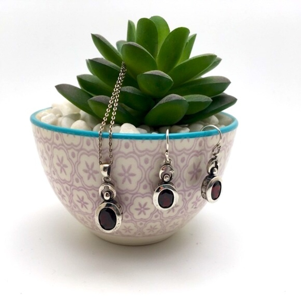 Dark Cherry and 925 Stamped Silver Vintage Lucas Lameth Necklace and Earrings - Picture 3 of 16